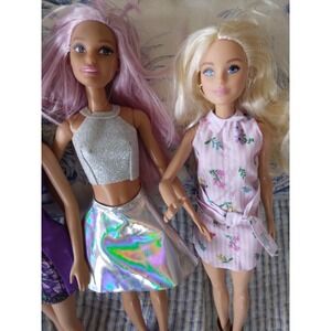 Popstar Barbie and Fashionista Barbie/ two doll set